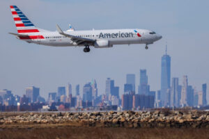 
United, American, Delta flights seen slowing to a halt amid IT outage
