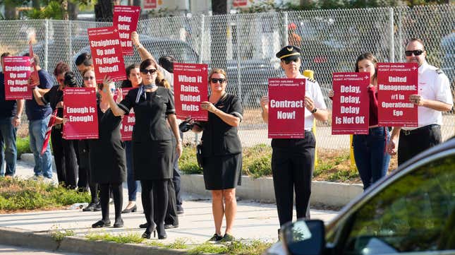 American Airlines Flight Attendants Reach Deal with Company Over New Contract, Union Says