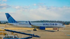 United Airlines Flight Attendants Accuse Management Of Violating Contract With New Call-Sick Policy