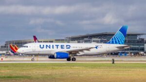  
United, American, Delta flights seen slowing to a halt amid IT outage
