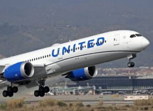 2 United passenger planes Collides immediately After hitting over 800 mph on recent flights due to strong winds. That's over 200 mph more...