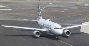 Shock And Tears!!! American Airlines flight With More 150 Passenger that rolled off the runway Due faulty brakes, 