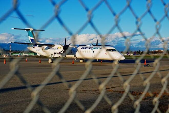 WestJet flight diverted to Calgary over bomb threat